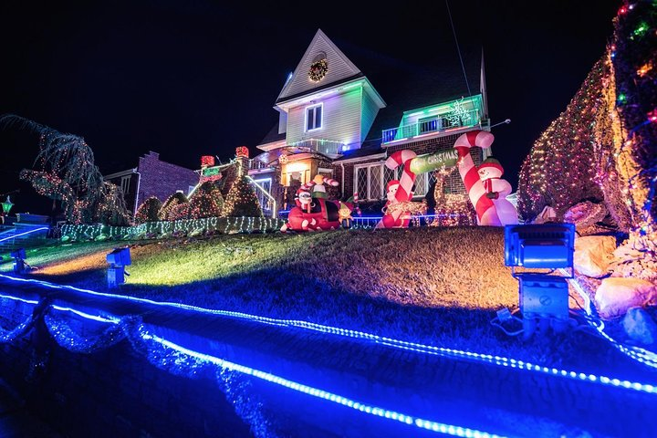 Christmas Lights Tour - Photo 1 of 6